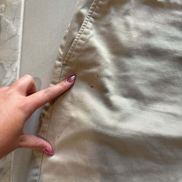 IZOD Men's Saltwater Flat Front Chino Shorts - Picture 2 of 6